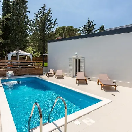 Bila Vila - Where Life Meets Luxury & Nature 스플리트