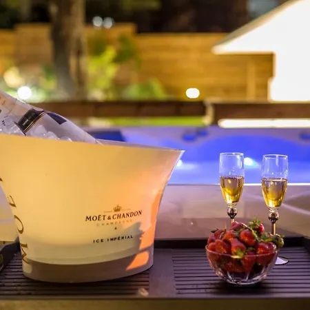 빌라 Bila Vila - Where Life Meets Luxury & Nature *