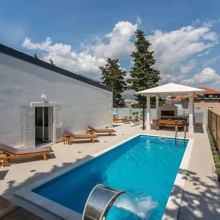 Bila Vila - Where Life Meets Luxury & Nature 스플리트